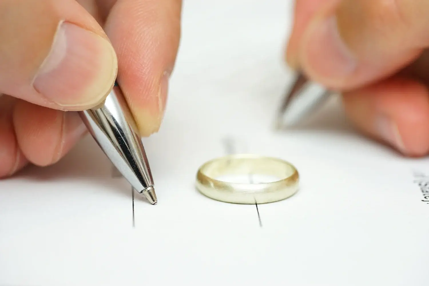 Strengthening Your Position in Divorce Negotiations with Professional Mediation Ely